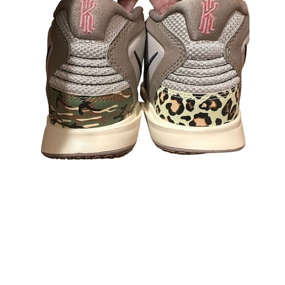 [DD0334-006] Grade School Nike KYRIE INFINITY 'LEOPARD CAMO (GS)' 7Y - Picture 9 of 12